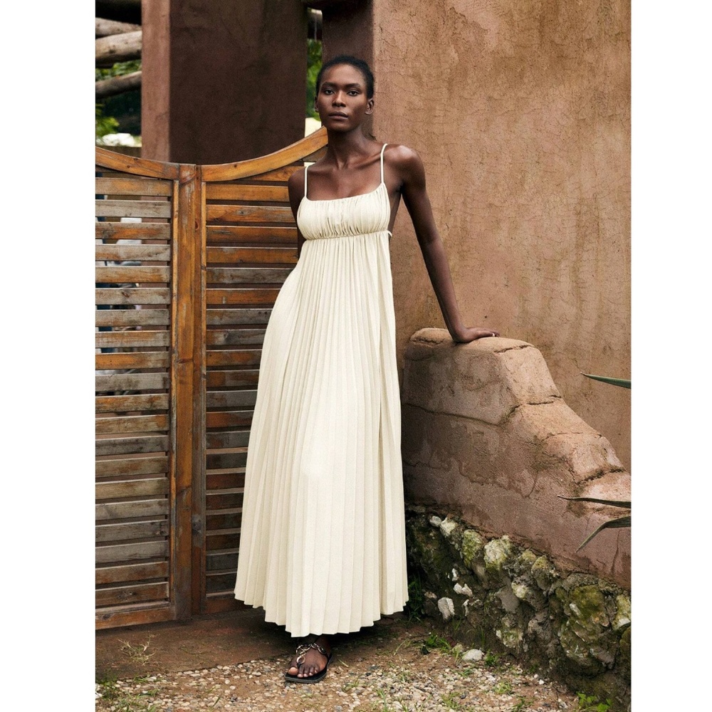 Cream Pleated Maxi Babydoll Dress Open Back Flowy Skirt Tie Straps Lined - Picture 7 of 16